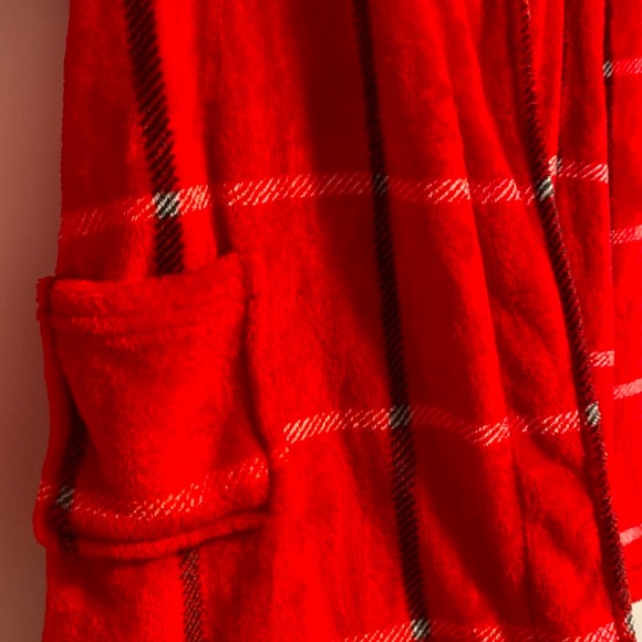 EUC [Kidtopia] Plaid Red White Bathrobe Sleepwear Loungwear Youth Sz Large - Picture 6 of 8